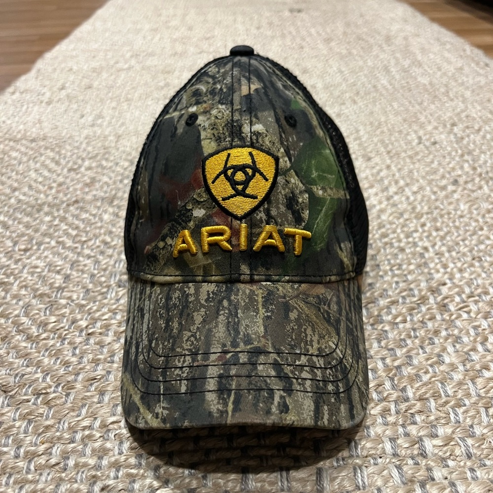 Women’s Ariat Ballcap